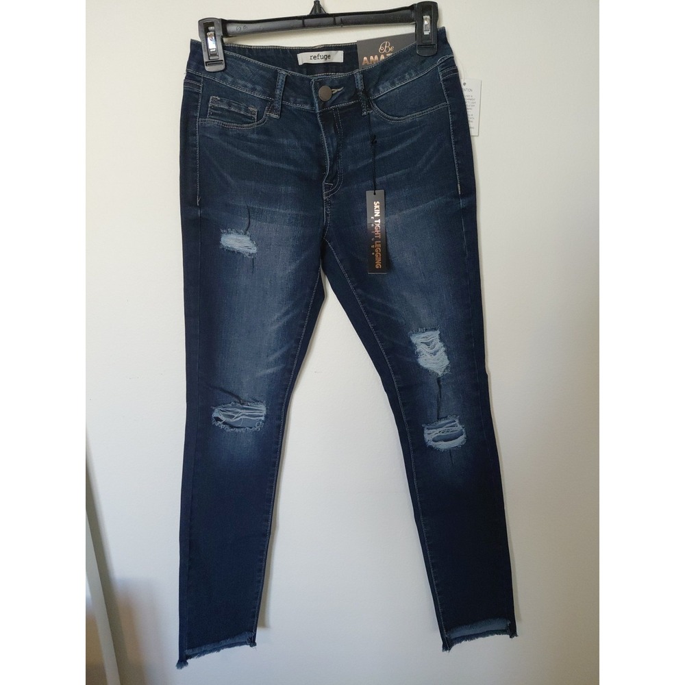 NEW WITH TAGS Refuge Women's Size 2 Blue Distressed Skinny Jeans